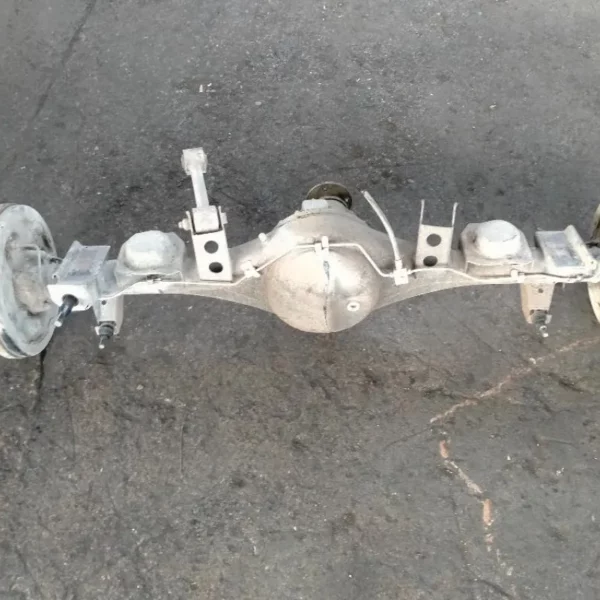 Assale / Ponte Posteriore Nissan Terrano II TD27 2001