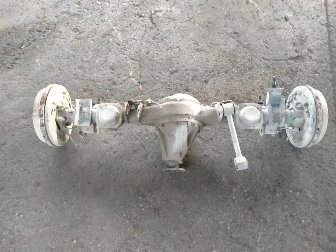 Assale / Ponte Posteriore Nissan Terrano II TD27 2001