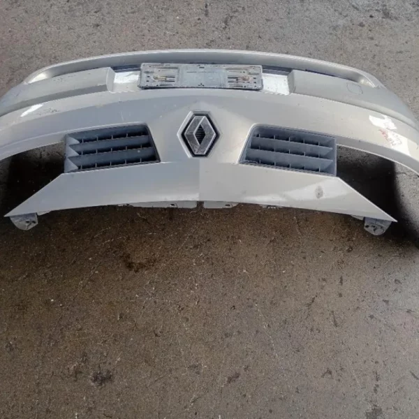 Paraurti Anteriore Renault Megane 2a Serie ber. 2002 – 2006
