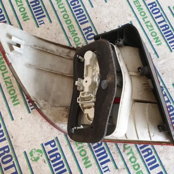 Faro Posteriore Destro Mercedes-Benz Classe B 2005