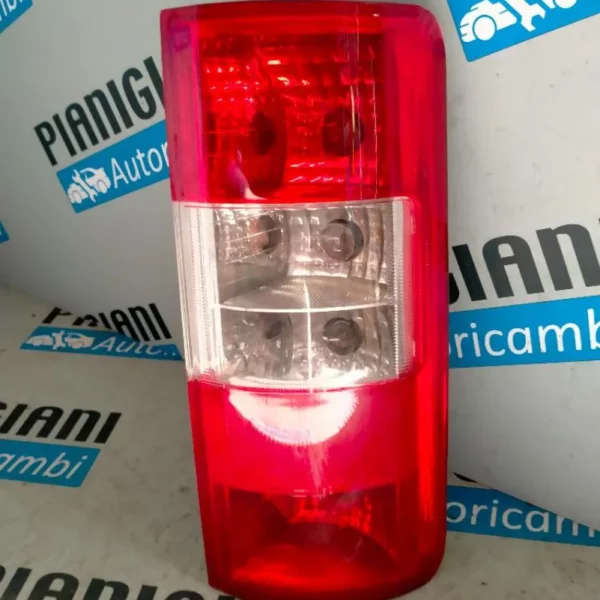 Faro Posteriore Destro Ford Tourneo Connect 2003