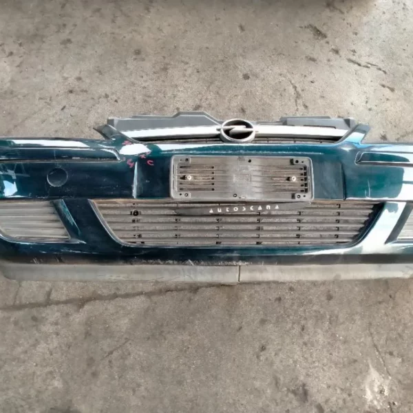 Paraurti Anteriore Opel Corsa C 2004