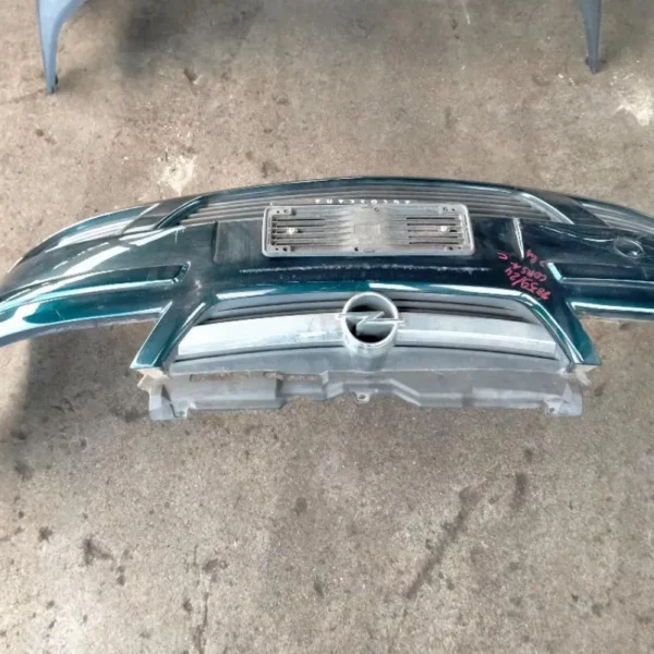 Paraurti Anteriore Opel Corsa C 2004