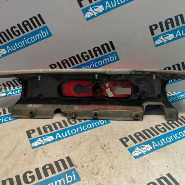 Faro Posteriore Sinistro Nissan Primastar 2009