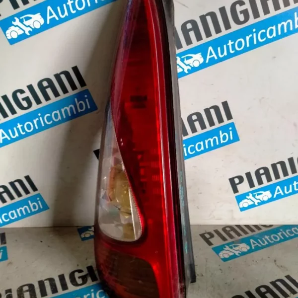 Faro Posteriore Sinistro Toyota Yaris Verso 2004