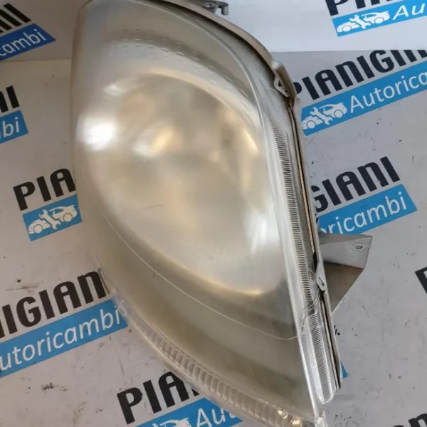 Faro Anteriore Destro Nissan Primastar 2006