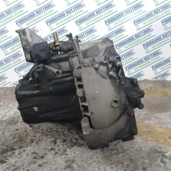 Cambio 6 Marce Peugeot 407 RHR 2005