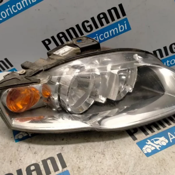 Faro Anteriore Destro Audi A4 2006