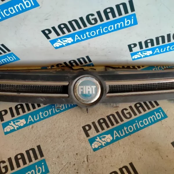 Mascherina Fiat Panda 2006