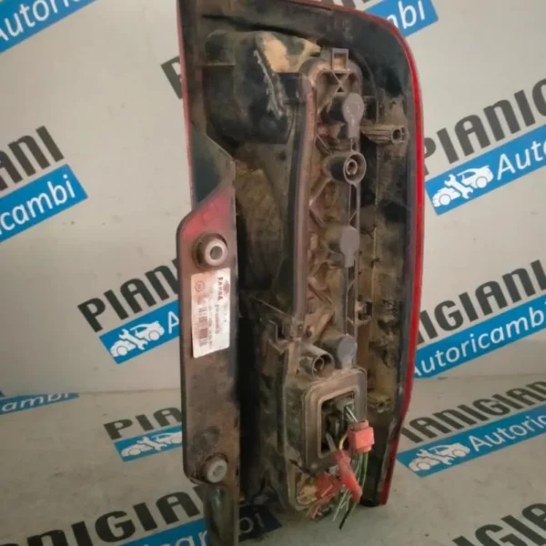 Faro Posteriore Sinistro Fiat Fiorino 2009