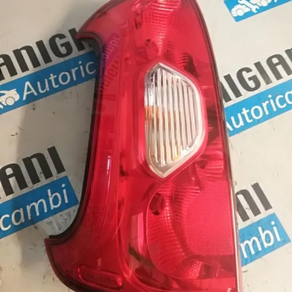 Faro Posteriore Sinistro Fiat Panda 2014