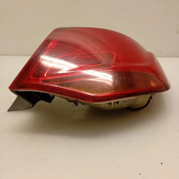 Faro / Fanale Posteriore Destro Opel Astra J ber. 5p 2009 – 2012