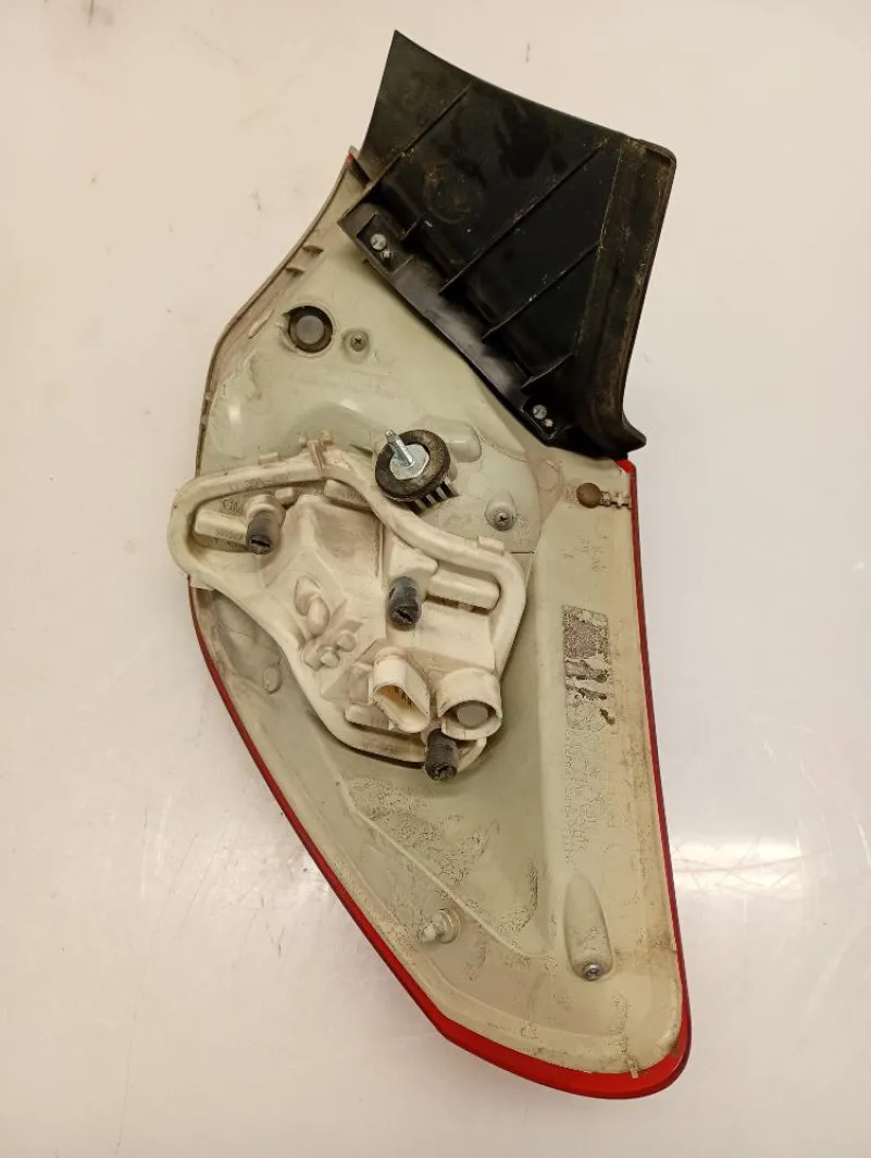 Faro / Fanale Posteriore Sinistro Opel Astra J ber. 5p 2009 – 2012