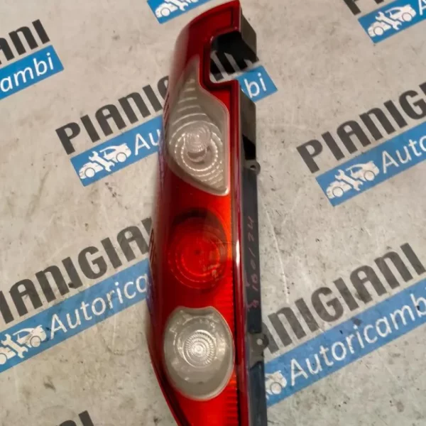 Faro Posteriore Sinistro Renault Kangoo 2009