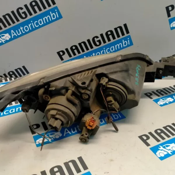 Faro Anteriore Sinistro Mazda 3 2006