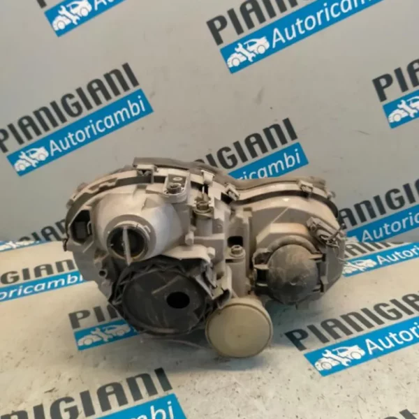 Faro Anteriore Sinistro Mercedes-Benz Classe C 2000 – 2004