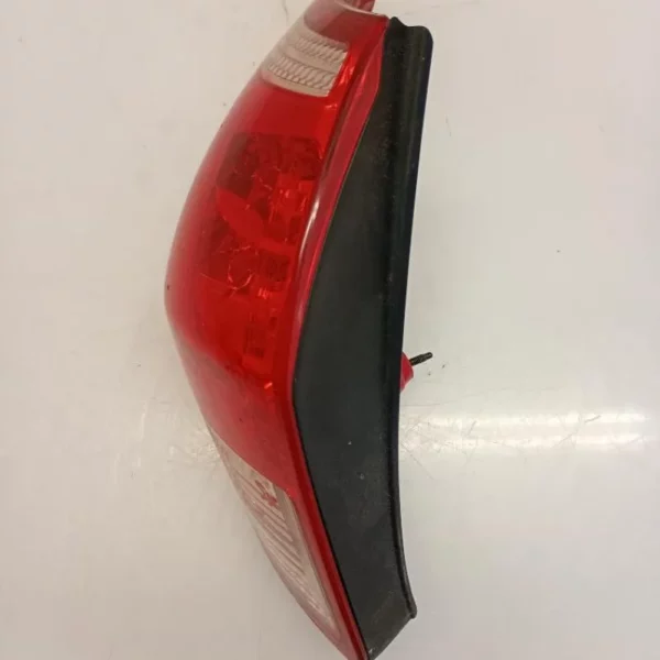 Faro / Fanale Posteriore Sinistro Toyota RAV4 3a Serie 5p 2005 – 2010