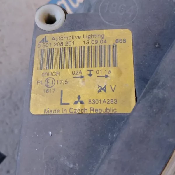 Faro Anteriore Sinistro Mitsubishi Colt 2004