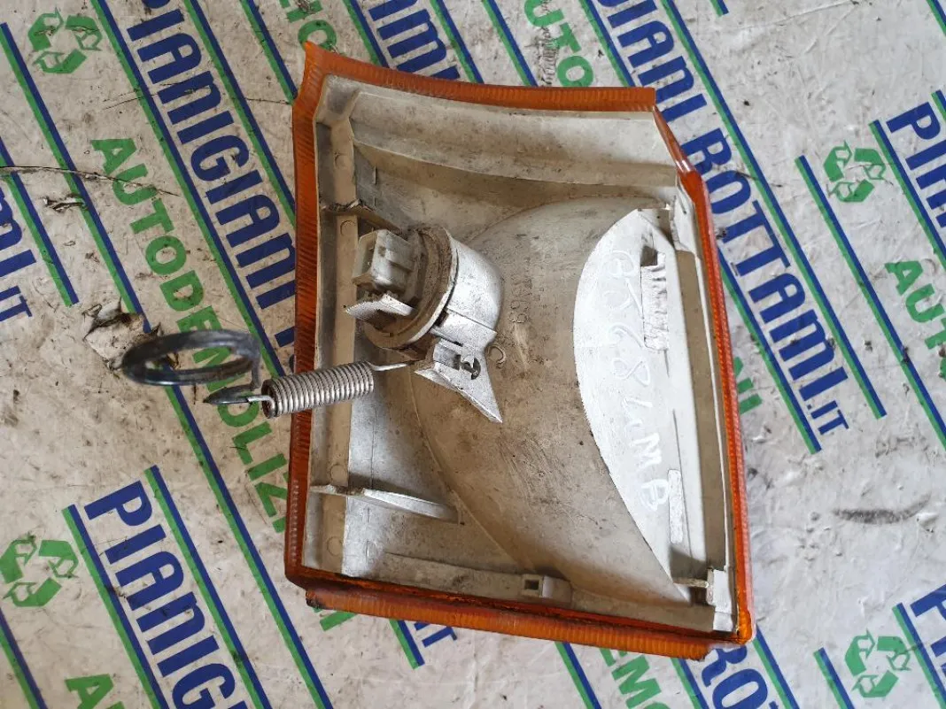 Freccia Anteriore Sinistra Ford Transit 2000