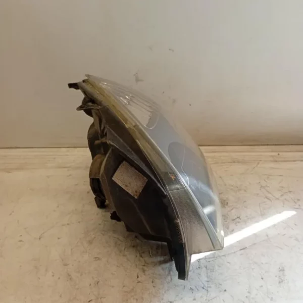 Faro Anteriore Sinistro Renault Clio 2001 – 2005
