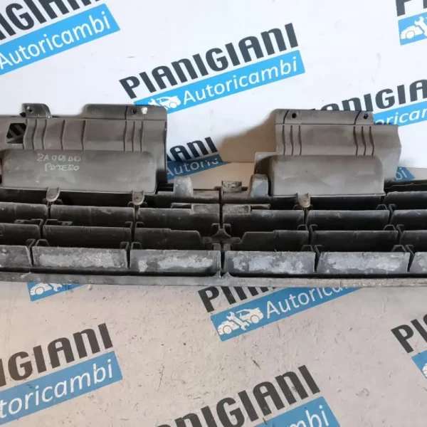 Mascherina Mitsubishi Pajero 1996