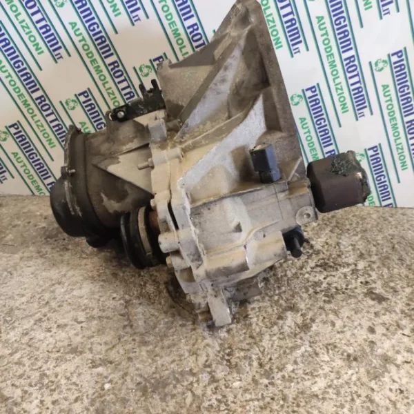 Cambio Ford Ka CDRE 2004