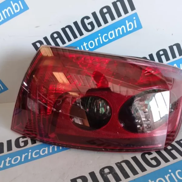 Faro Posteriore Destro Peugeot 407 2005