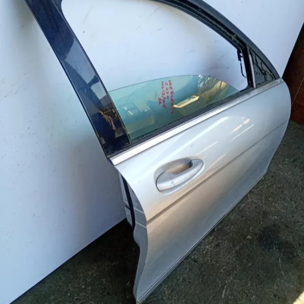 Porta / Portiera Anteriore Destra Mercedes-Benz Classe C W204 ber. 4p 2007 – 2012