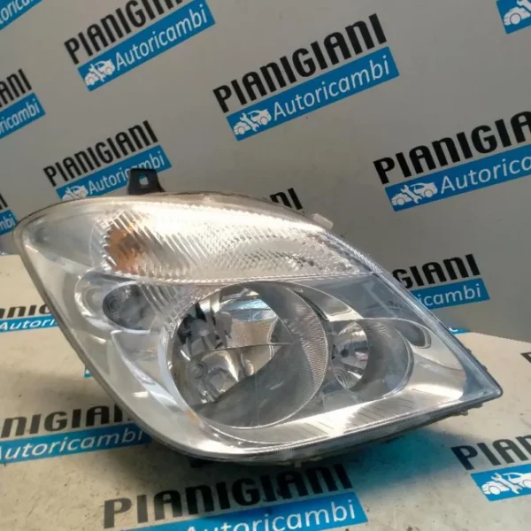 Faro Anteriore Destro Mercedes-Benz Sprinter 2009