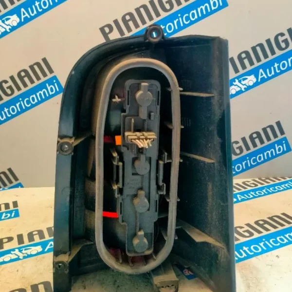 Faro Posteriore Sinistro Mercedes-Benz Vito 1996 – 2003