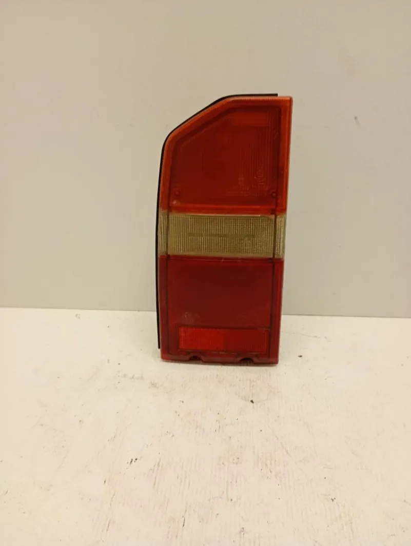 Faro / Fanale Posteriore Sinistro Suzuki Vitara 1a Serie 1988 – 2006