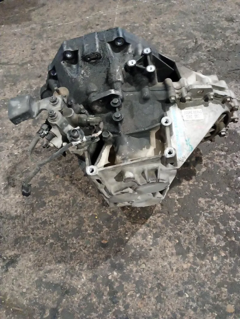 Cambio manuale 6 marce SsangYong Korando 2.0 XDi 129 KW 671950 2010 – 2013