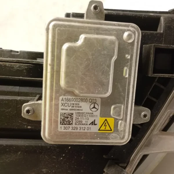 Faro / Proiettore / Fanale Anteriore Sinistro Bi-Xenon Mercedes-Benz Classe B W246 2011 – 2015