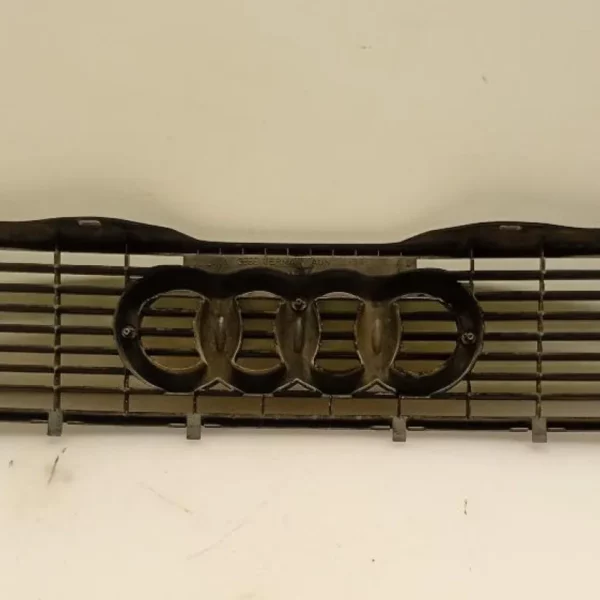 Mascherina / Griglia Centrale Audi 80 1986 – 1991