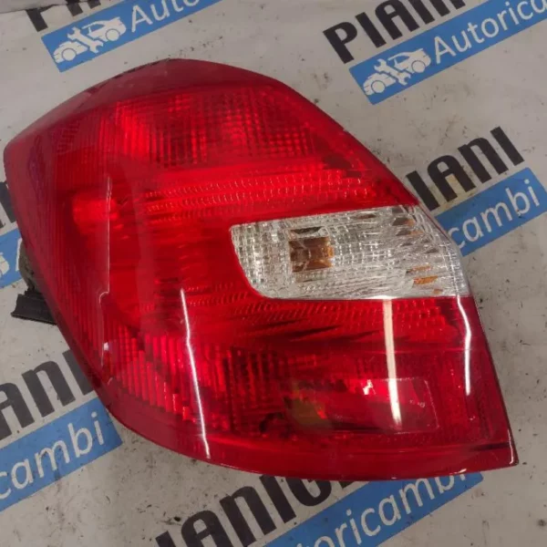 Faro / Fanale Posteriore Sinistro Skoda Fabia Sw