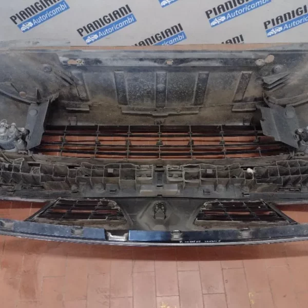 Paraurti Anteriore Renault Scenic 2006 – 2010