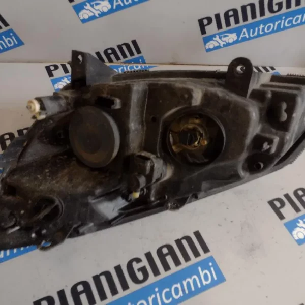 Faro / Proiettore Anteriore Destro Renault Scenic 2003