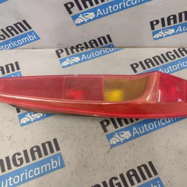 Faro / Fanale Posteriore Sinistro Fiat Punto 2004 5 Porte