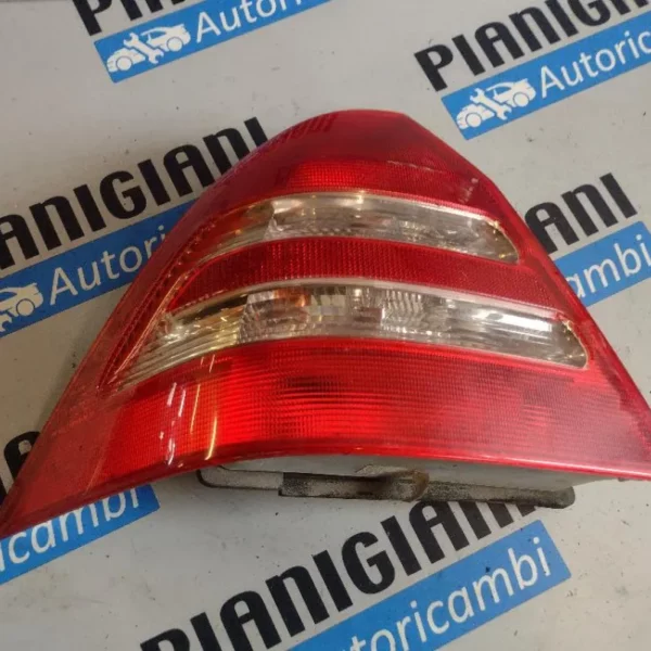 Faro / Fanale Posteriore Sinistro Mercedes Classe C 2001