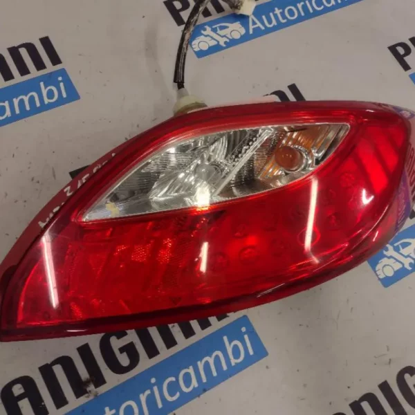 Faro posteriore Destro Mazda 2 2009