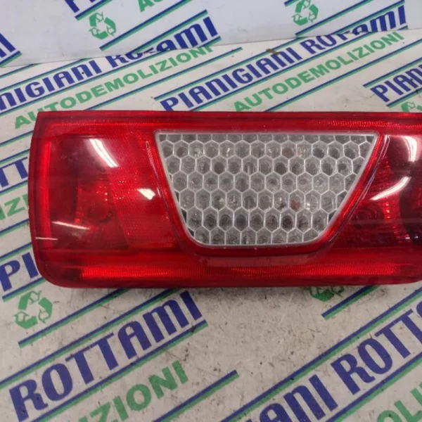 Faro Posteriore Destro Ford Tourneo 2010