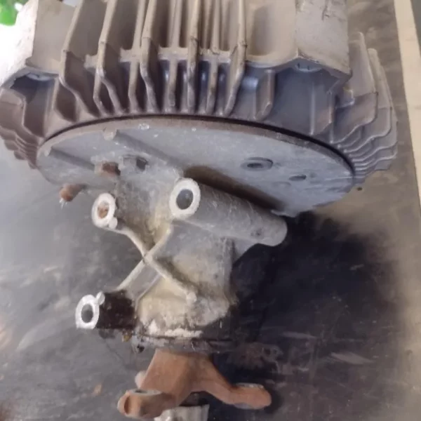 Mozzo Posteriore Sinistro Piaggio Porter 2016