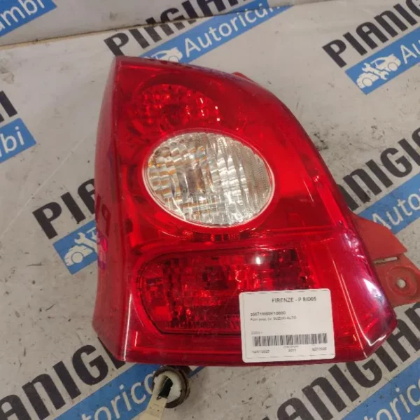 Faro Posteriore Sinistro Suzuki Alto 2009 – 2014