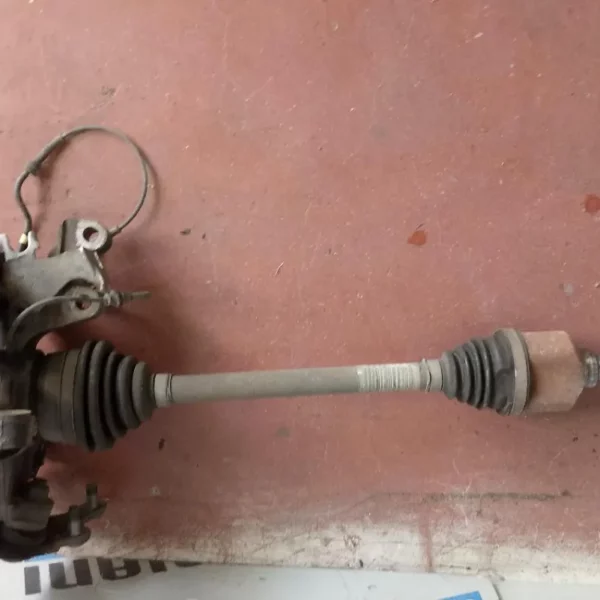 Mozzo e Semiasse Sinistro Peugeot 308 HN01