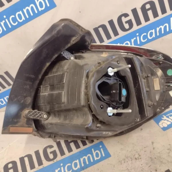 Faro Posteriore Sinistro Fiat 550L 2012 – 2020