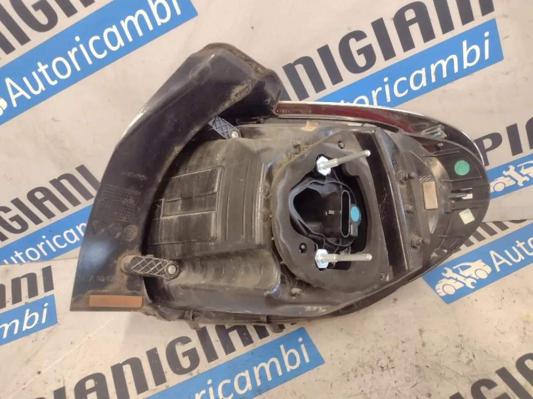 Faro Posteriore Sinistro Fiat 550L 2012 – 2020