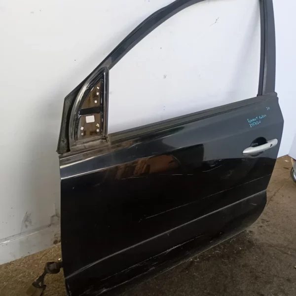 Porta anteriore Renault KOLEOS 2008 801010029R