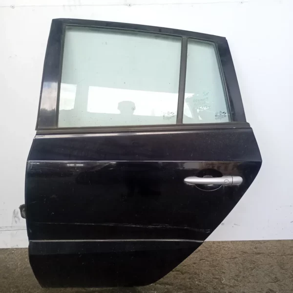 Porta posteriore Renault KOLEOS 2008 821010025R