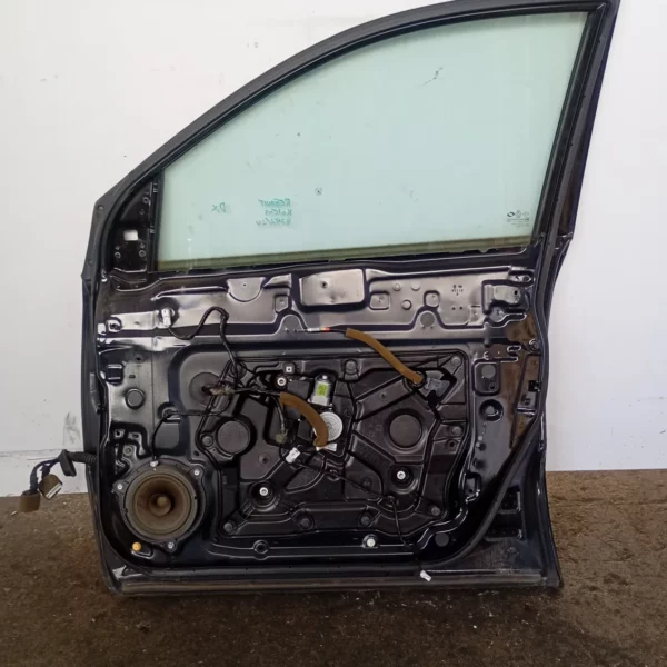 Porta anteriore Renault KOLEOS 2008 801000030R