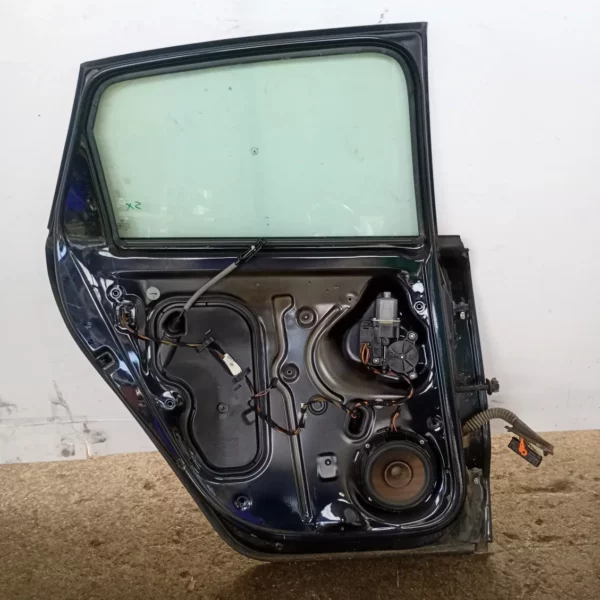 Porta posteriore sinistra Volkswagen POLO 2011